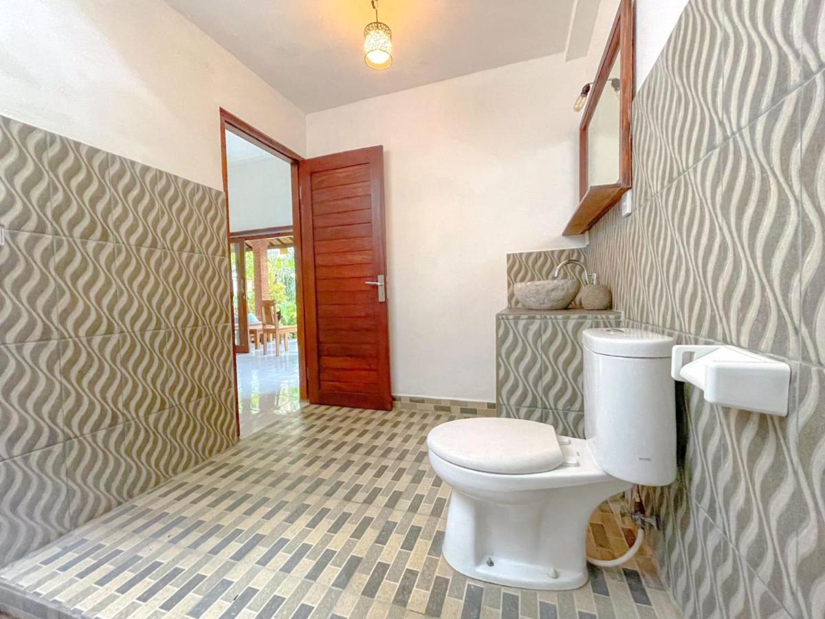 Enak Bungalow Amed Екстериор снимка