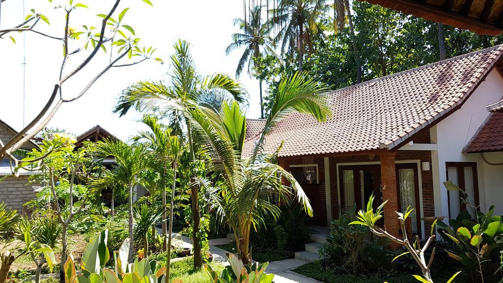 Enak Bungalow Amed Екстериор снимка